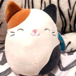 Can cat Squishmallow